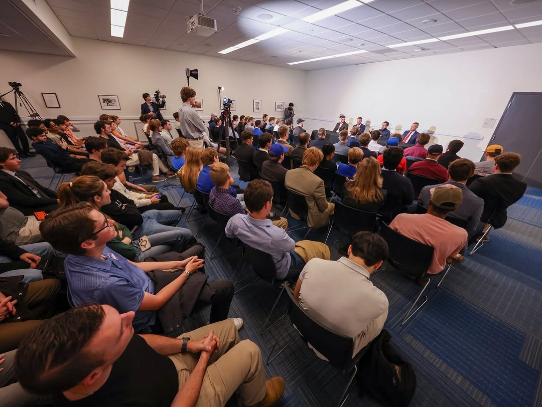 A Large Gathering of Young Republicans
